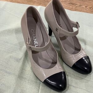 CHANEL Beige and Black Cap-Toe Mary Jane Heels
